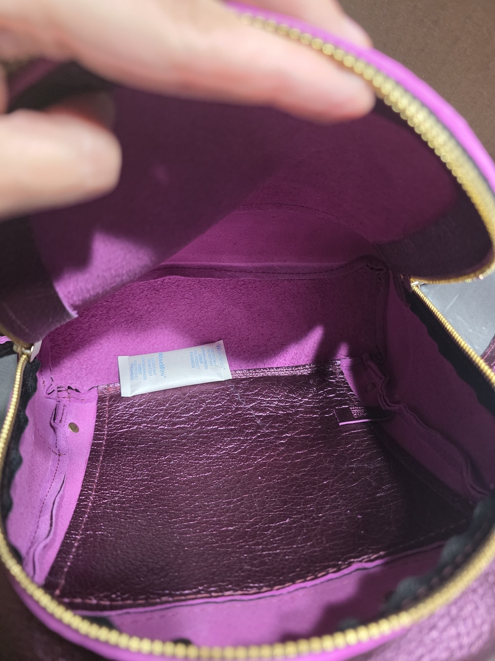 Portland Leather Ultra Violet Backpack Discountinued Color And Style - Picture 3 of 3